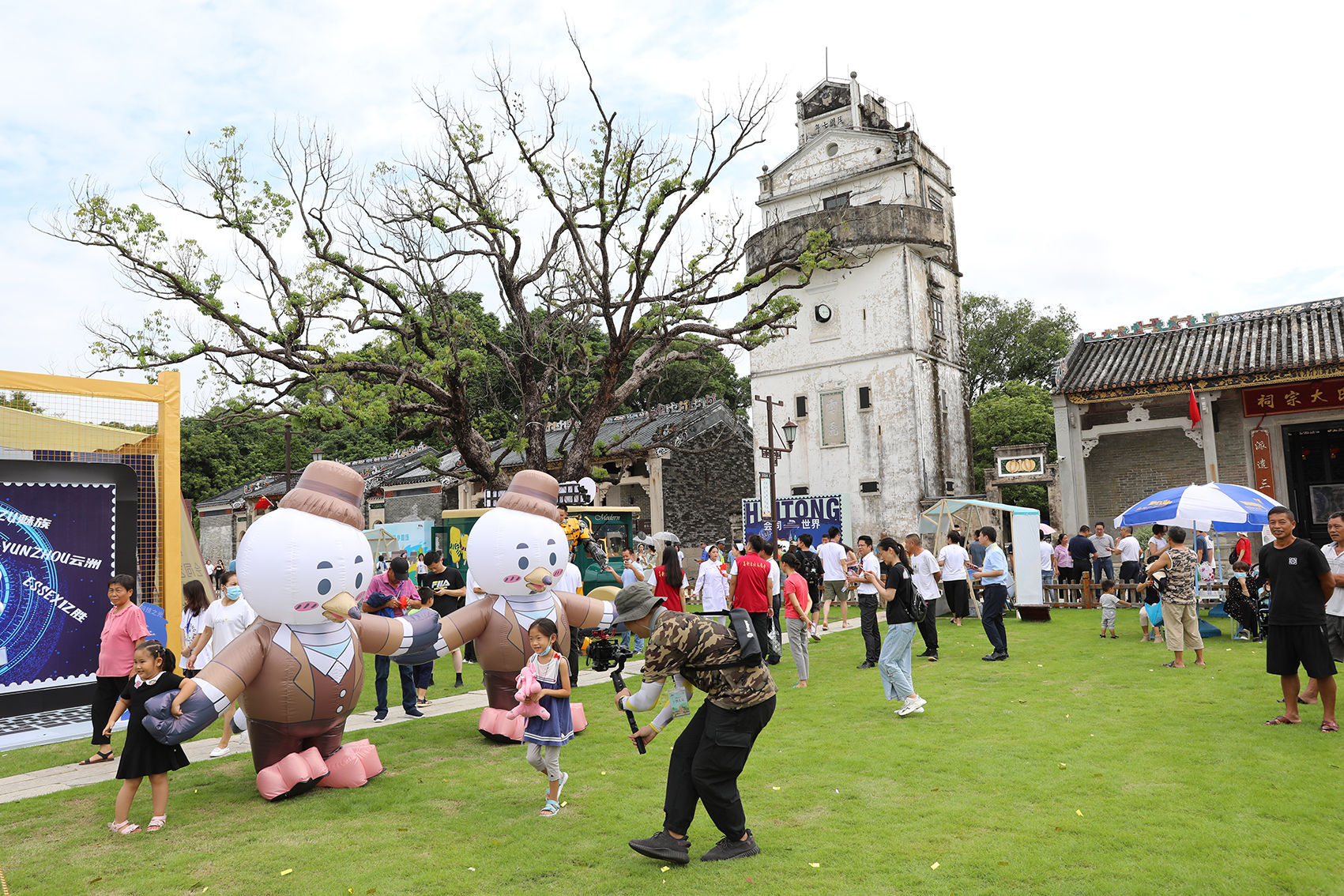 第五届会同艺术节盛大开幕 连续三天上演艺术文化盛宴(吴长赋图宋显晖文)3.JPG 第五届会同艺术节盛大开幕 连续三天上演艺术文化盛宴(吴长赋图宋显晖文)3.JPG
